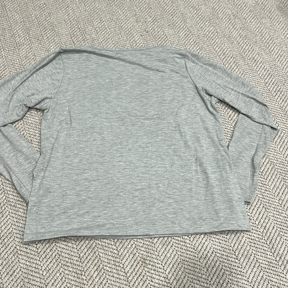Boohoo Gray Long Sleeve Top with Floral Embroidery - Picture 6 of 6